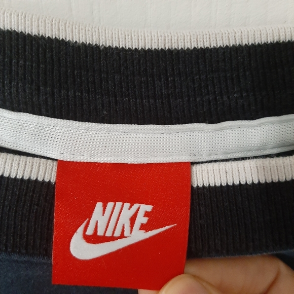 Nike Sportwear Archive Crew Sweatshirt - Picture 4 of 4